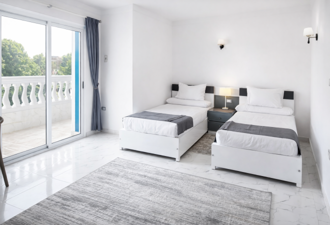 1 – Bigger room with 2 beds pool view 1c